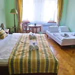 (ne)vinná Kavárna
