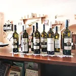 (ne)vinná Kavárna 3*