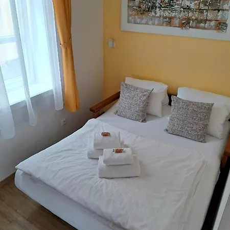 Vinna Kavarna Микулов