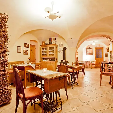 Vinna Kavarna Gasthof Mikulov