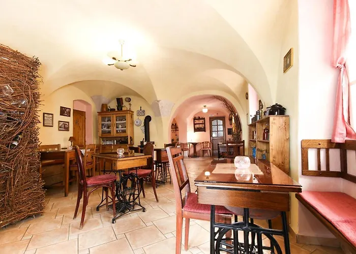 Vinna Kavarna Pensjonat Mikulov