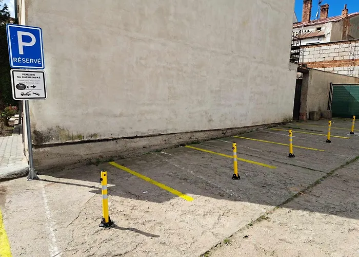 Vinna Kavarna Pensionat 4*