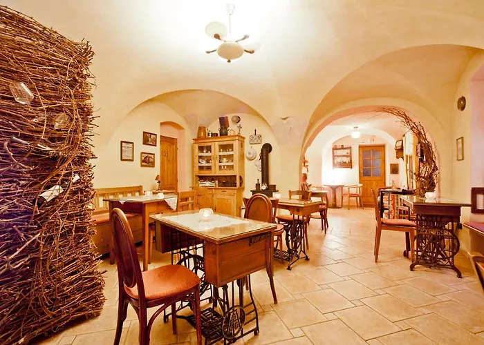 Vinna Kavarna Pensjonat Mikulov