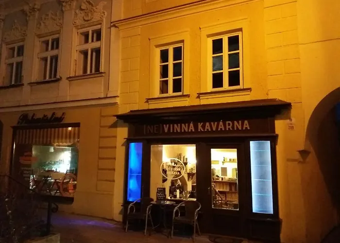 Pensionat Vinna Kavarna Mikulov